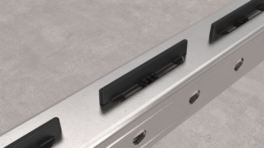 Стоппер ФП Код товара: 11.295                                    Стопер Fachmann предназначен для позиционирования и фиксации плит фальшпола. Применяется для страт-профиля 41х41 и 41х21. Ограничитель фальшпола надежно фиксируется в перфорации профиля, исключая неточную установку плиты.