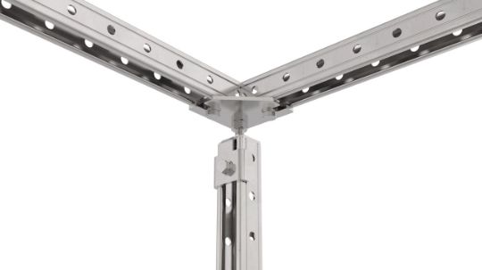 Опора фальшпола регулируемая FFC Код товара: 11.193                                    Опора фальшпола Fachmann предназначена для точной регулировки высоты фальшпола в системе промышленных фальшполов Fachmann. Регулируемая опора фальшпола FFC устанавливается в углах помещения и под ступенями. Диапазон регулировки 80 мм. Опора для фальшпола имеет две грани на шпильке, благодаря которым ключ не соскальзывает при регулировке высоты. За счет загнутых граней опорный уголок не сваливается с профиля.